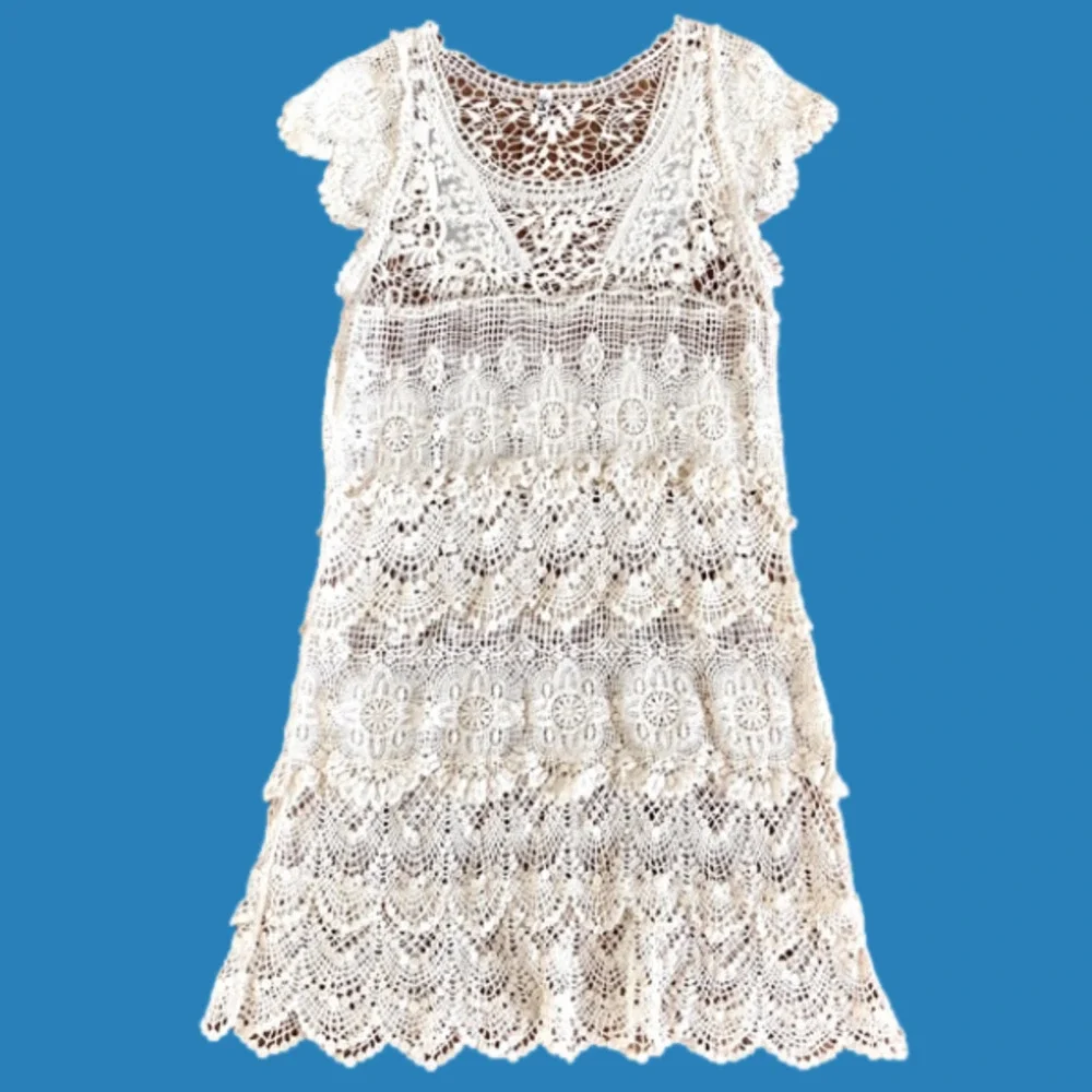 𝅺CREAM lace and crochet overlay - Picture 2 of 6